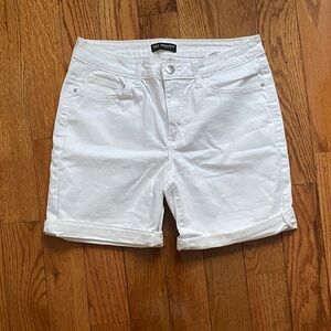 Lee Women's White Bermuda Shorts